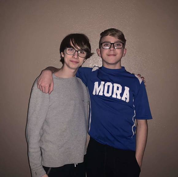 Meet your Posher, Kadin - Picture 1 of 1